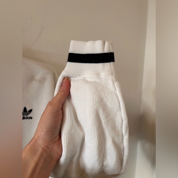 ADIDAS - Women’s Crop Sweater with Side Zipper - Small - Picture 7 of 16